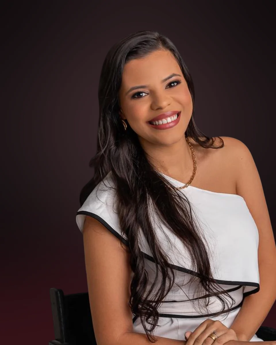 Elaine Pereira